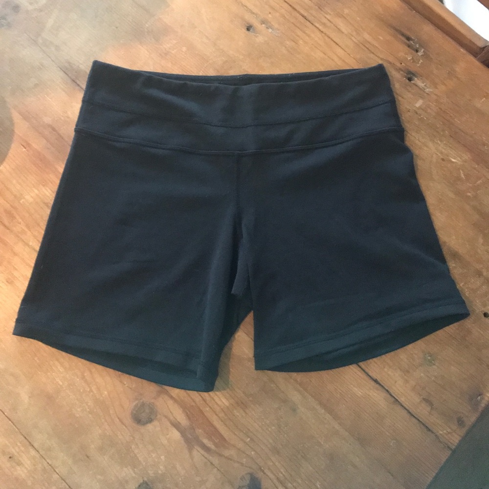 Lululemon yoga shorts